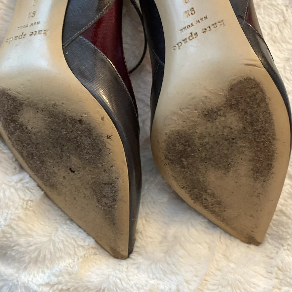 Kate Spade New York Women's Black and Burgundy Courts